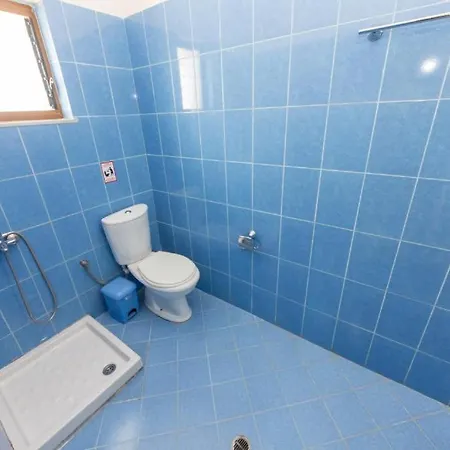 Diamond Apartment *